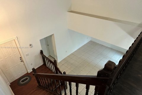 Condo in Miami, Florida, 3 bedrooms  № 1732087 - photo 6