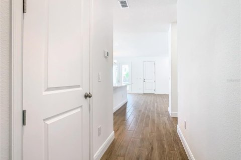 Casa en venta en Winter Garden, Florida, 4 dormitorios, 189.8 m2 № 2117201 - foto 8
