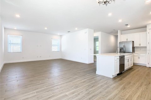 Casa en venta en Winter Garden, Florida, 4 dormitorios, 189.8 m2 № 2117201 - foto 18