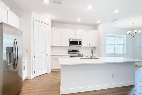 Casa en venta en Winter Garden, Florida, 4 dormitorios, 189.8 m2 № 2117201 - foto 11