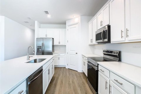Casa en venta en Winter Garden, Florida, 4 dormitorios, 189.8 m2 № 2117201 - foto 16