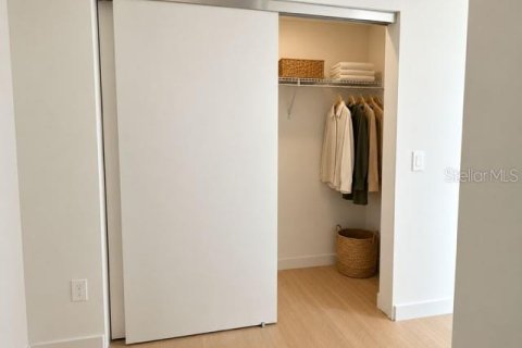 Copropriété à louer à Sarasota, Floride: 1 chambre, 67.35 m2 № 2429382 - photo 6