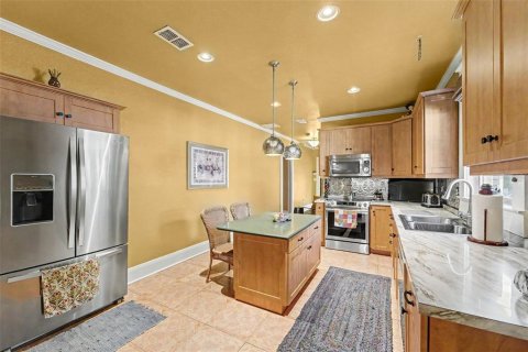 Villa ou maison à vendre à Tampa, Floride: 3 chambres, 135.27 m2 № 2434493 - photo 12