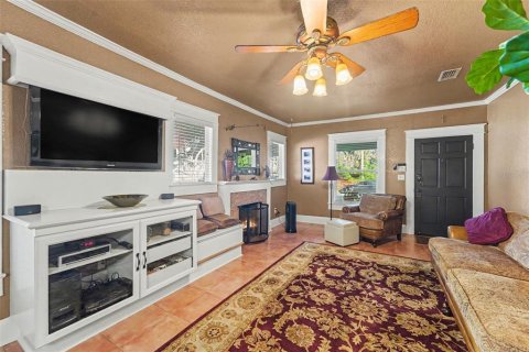 Villa ou maison à vendre à Tampa, Floride: 3 chambres, 135.27 m2 № 2434493 - photo 5