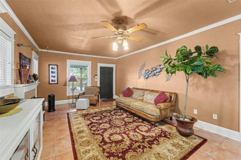 Villa ou maison à vendre à Tampa, Floride: 3 chambres, 135.27 m2 № 2434493 - photo 4