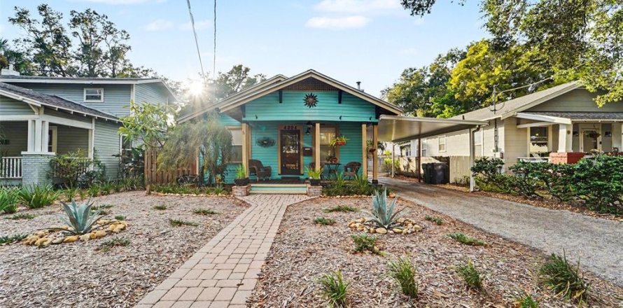 Villa ou maison à Tampa, Floride 3 chambres, 135.27 m2 № 2434493