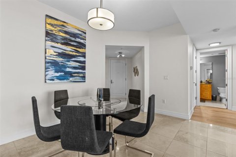 Copropriété à louer à Clearwater, Floride: 2 chambres, 163.97 m2 № 2095659 - photo 11