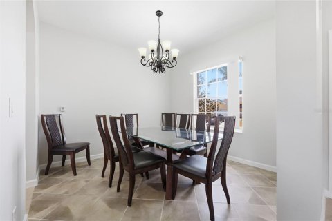 Villa ou maison à vendre à Davenport, Floride: 5 chambres, 231.05 m2 № 2236013 - photo 12