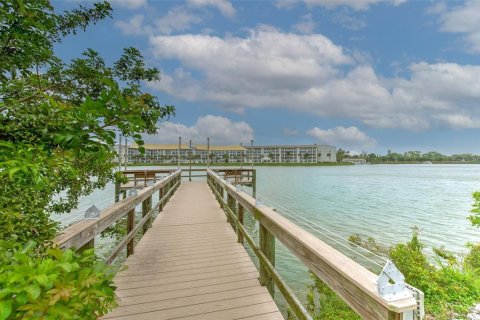 Condo in Bradenton, Florida, 2 bedrooms  № 1114796 - photo 8
