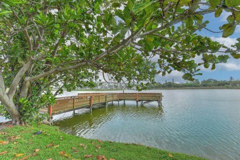 Condo in Bradenton, Florida, 2 bedrooms  № 1114796 - photo 26