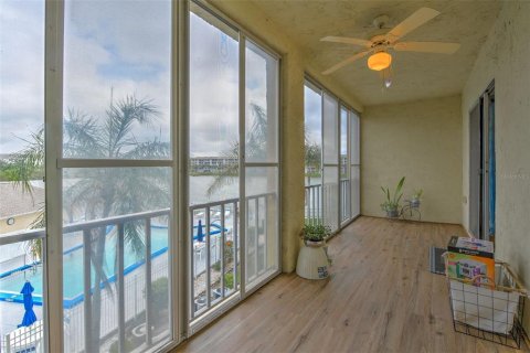 Condo in Bradenton, Florida, 2 bedrooms  № 1114796 - photo 12