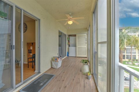 Condo in Bradenton, Florida, 2 bedrooms  № 1114796 - photo 22