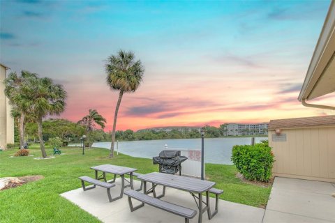 Condo in Bradenton, Florida, 2 bedrooms  № 1114796 - photo 29