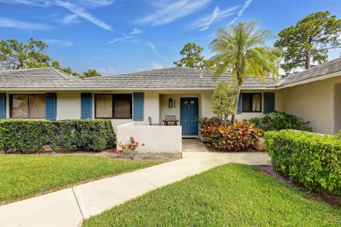 Townhouse in Palm Beach Gardens, Florida 2 bedrooms, 105.44 sq.m. № 2184599 - photo 30