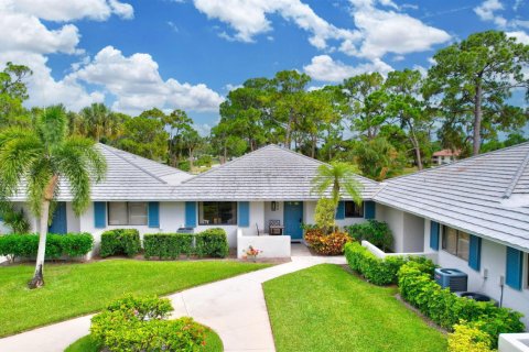 Townhouse in Palm Beach Gardens, Florida 2 bedrooms, 105.44 sq.m. № 2184599