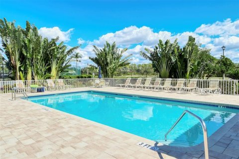 Condo in Sarasota, Florida, 2 bedrooms  № 1425862 - photo 22