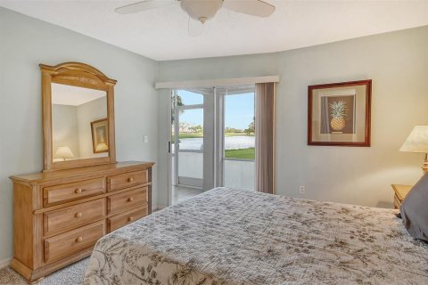 Condo in Sarasota, Florida, 2 bedrooms  № 1425862 - photo 15