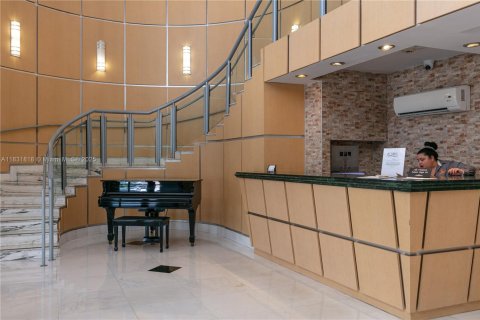 Купить кондоминиум в Майами-Бич, Флорида 1 спальня, 84.54м2, № 1983287 - фото 30