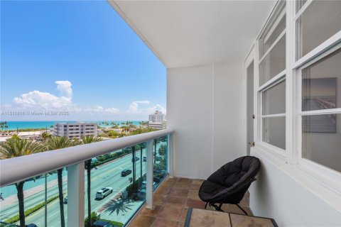 Купить кондоминиум в Майами-Бич, Флорида 1 спальня, 84.54м2, № 1983287 - фото 23