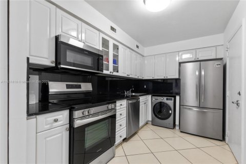 Купить кондоминиум в Майами-Бич, Флорида 1 спальня, 84.54м2, № 1983287 - фото 11