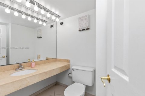 Купить кондоминиум в Майами-Бич, Флорида 1 спальня, 84.54м2, № 1983287 - фото 22