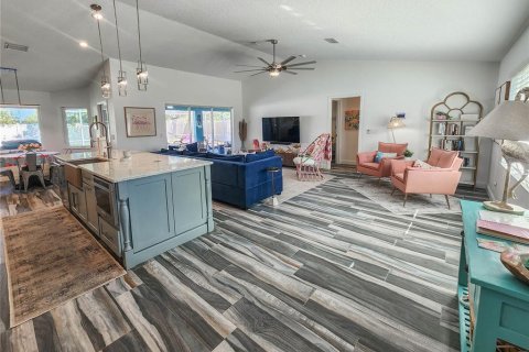 Villa ou maison à vendre à Palm Coast, Floride: 3 chambres, 145.76 m2 № 2419206 - photo 5