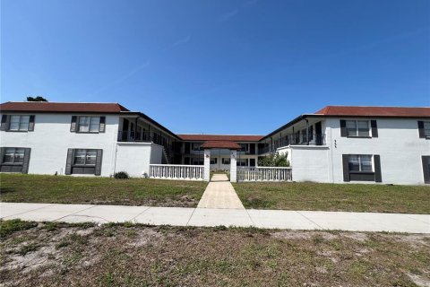 Appartement à louer à Titusville, Floride: 1 chambre, 41.81 m2 № 1873017 - photo 1