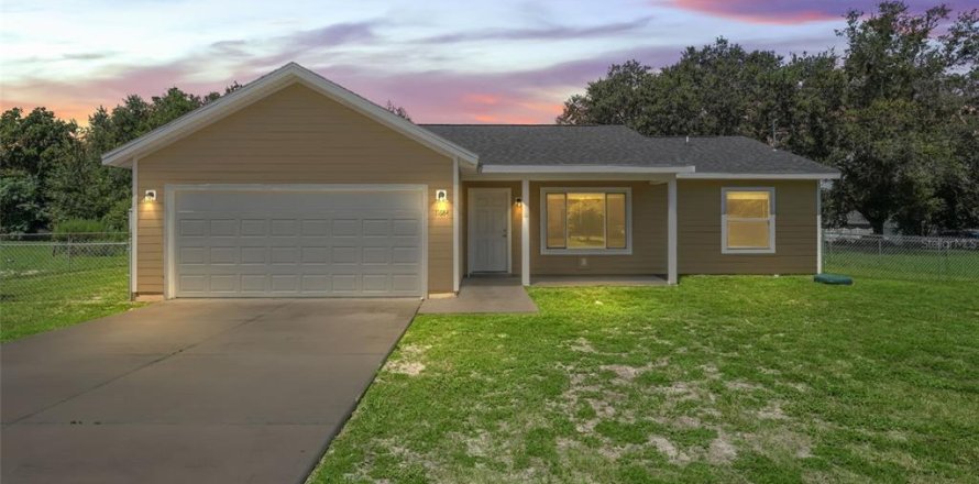 House in Belleview, Florida 3 bedrooms, 121.7 sq.m. № 1873295