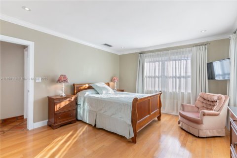 Casa en venta en Sunny Isles Beach, Florida, 3 dormitorios, 153.57 m2 № 1887932 - foto 15