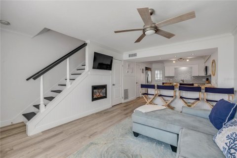 Copropriété à vendre à New Smyrna Beach, Floride: 2 chambres, 92.16 m2 № 1766985 - photo 12