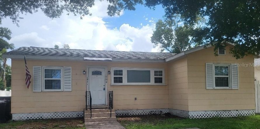 Villa ou maison à Saint Petersburg, Floride 3 chambres, 202.34 m2 № 2434540