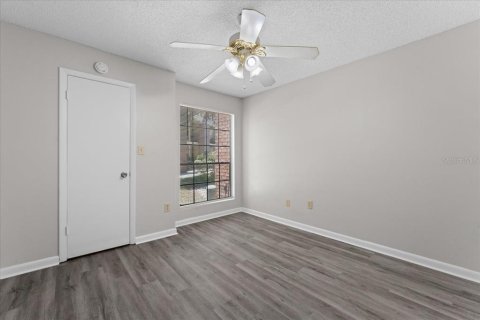 Condominio en venta en Tampa, Florida, 1 dormitorio, 53.98 m2 № 2199021 - foto 11