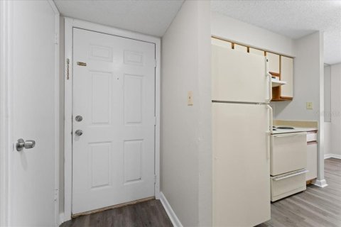 Condominio en venta en Tampa, Florida, 1 dormitorio, 53.98 m2 № 2199021 - foto 18