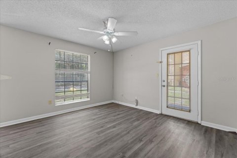 Condominio en venta en Tampa, Florida, 1 dormitorio, 53.98 m2 № 2199021 - foto 10