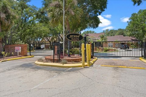 Condominio en venta en Tampa, Florida, 1 dormitorio, 53.98 m2 № 2199021 - foto 29