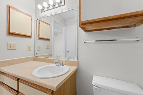 Condominio en venta en Tampa, Florida, 1 dormitorio, 53.98 m2 № 2199021 - foto 16