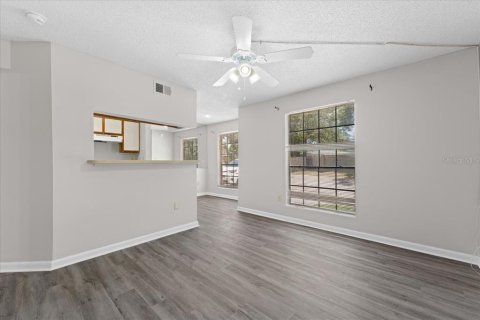 Condominio en venta en Tampa, Florida, 1 dormitorio, 53.98 m2 № 2199021 - foto 2