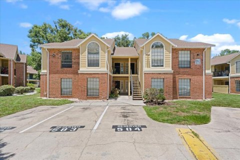 Condominio en Tampa, Florida, 1 dormitorio  № 2199021