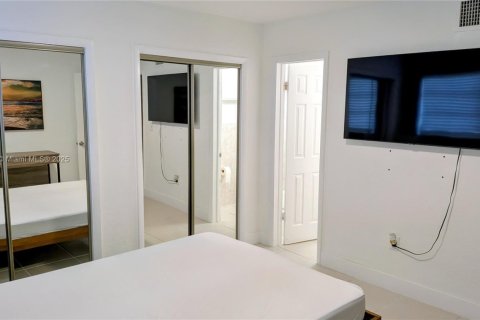 Copropriété à louer à Miami, Floride: 1 chambre, 50.82 m2 № 1966377 - photo 11