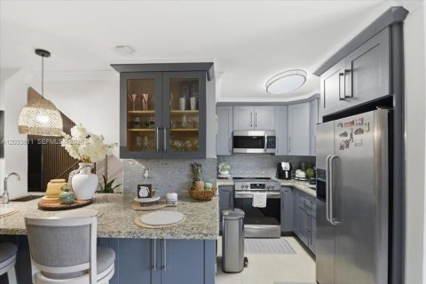 Adosado en alquiler en Miami, Florida, 2 dormitorios, 111.95 m2 № 2078060 - foto 18