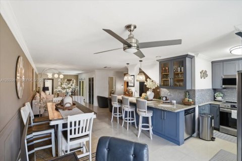 Adosado en alquiler en Miami, Florida, 2 dormitorios, 111.95 m2 № 2078060 - foto 23