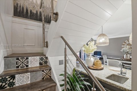 Adosado en alquiler en Miami, Florida, 2 dormitorios, 111.95 m2 № 2078060 - foto 28