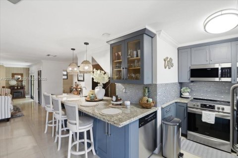 Adosado en alquiler en Miami, Florida, 2 dormitorios, 111.95 m2 № 2078060 - foto 19