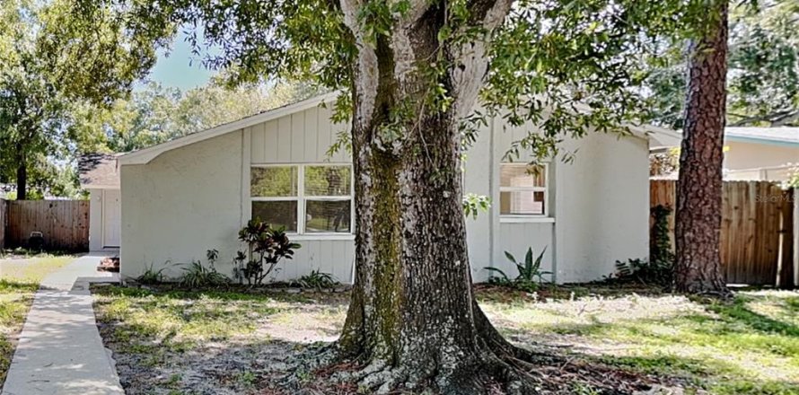 Appartement à Clearwater, Floride 3 chambres, 79.43 m2 № 2396485