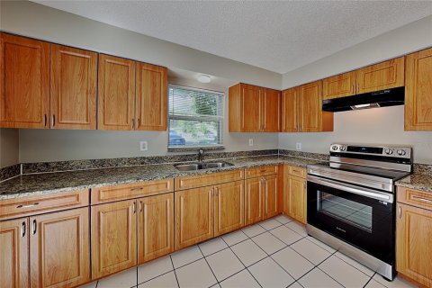 Appartement à louer à Clearwater, Floride: 3 chambres, 79.43 m2 № 2396485 - photo 5