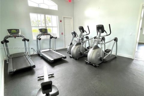 Купить кондоминиум в Пемброк-Пайнс, Флорида 2 спальни, 92.9м2, № 2051905 - фото 22