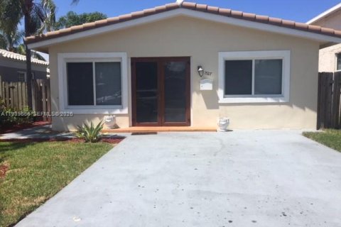 Villa ou maison à Hollywood, Floride 3 chambres, 140.47 m2 № 2053836