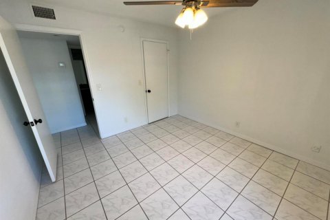 Condominio en alquiler en West Palm Beach, Florida, 1 dormitorio, 51.65 m2 № 2289371 - foto 6