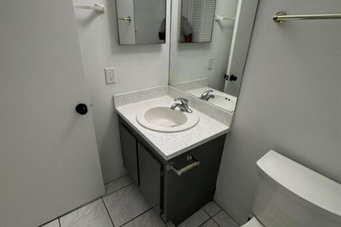 Condominio en alquiler en West Palm Beach, Florida, 1 dormitorio, 51.65 m2 № 2289371 - foto 8