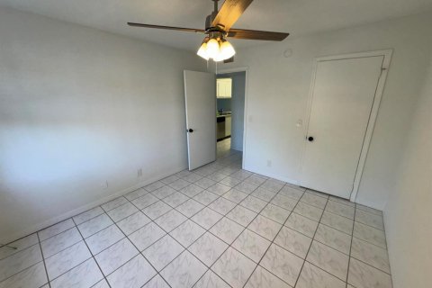 Condominio en alquiler en West Palm Beach, Florida, 1 dormitorio, 51.65 m2 № 2289371 - foto 5